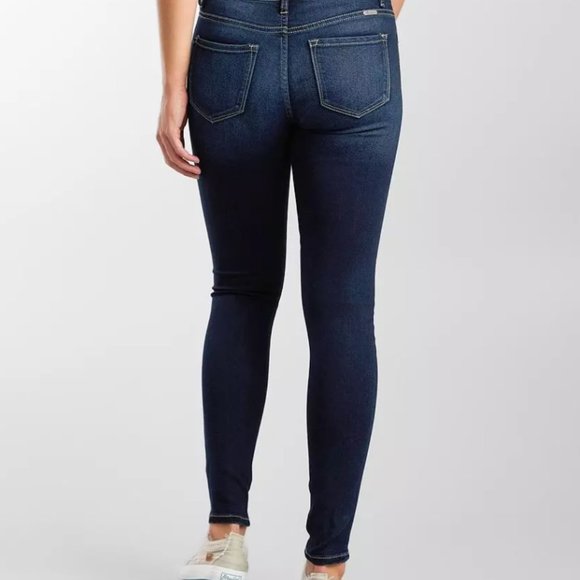 Kancan Signature Mid-Rise Skinny Stretch Jean - Picture 3 of 4